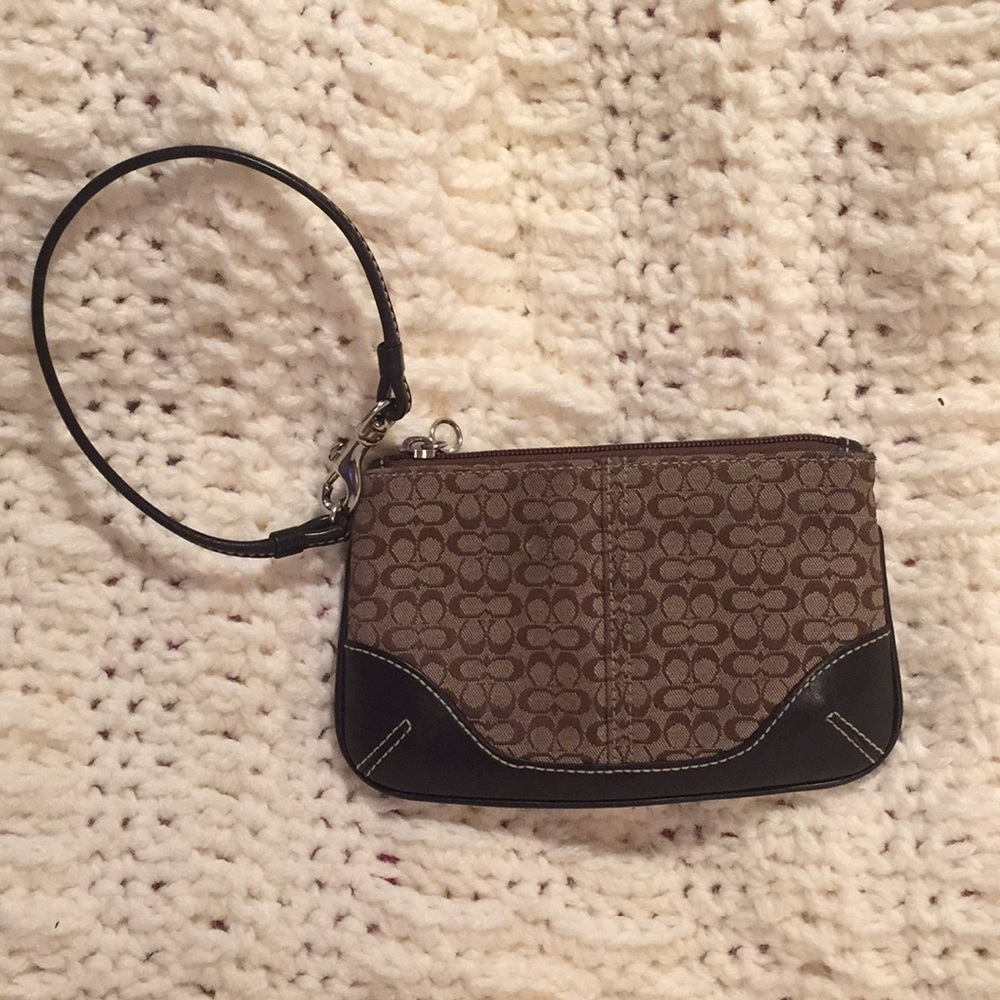 Small Coach Wristlet *LOWEST PRICE*